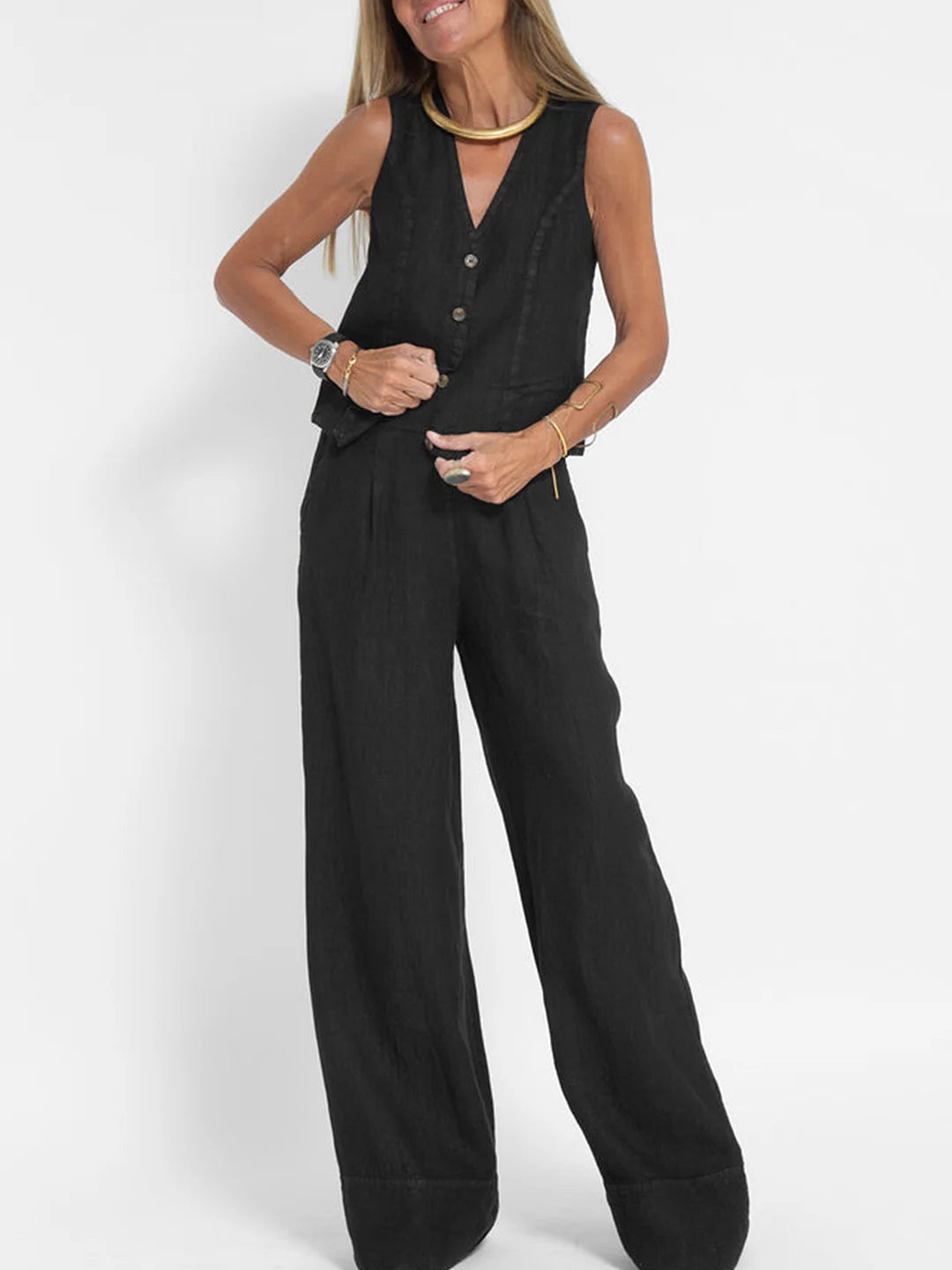 Aira | Elegant waistcoat and wide-leg trousers