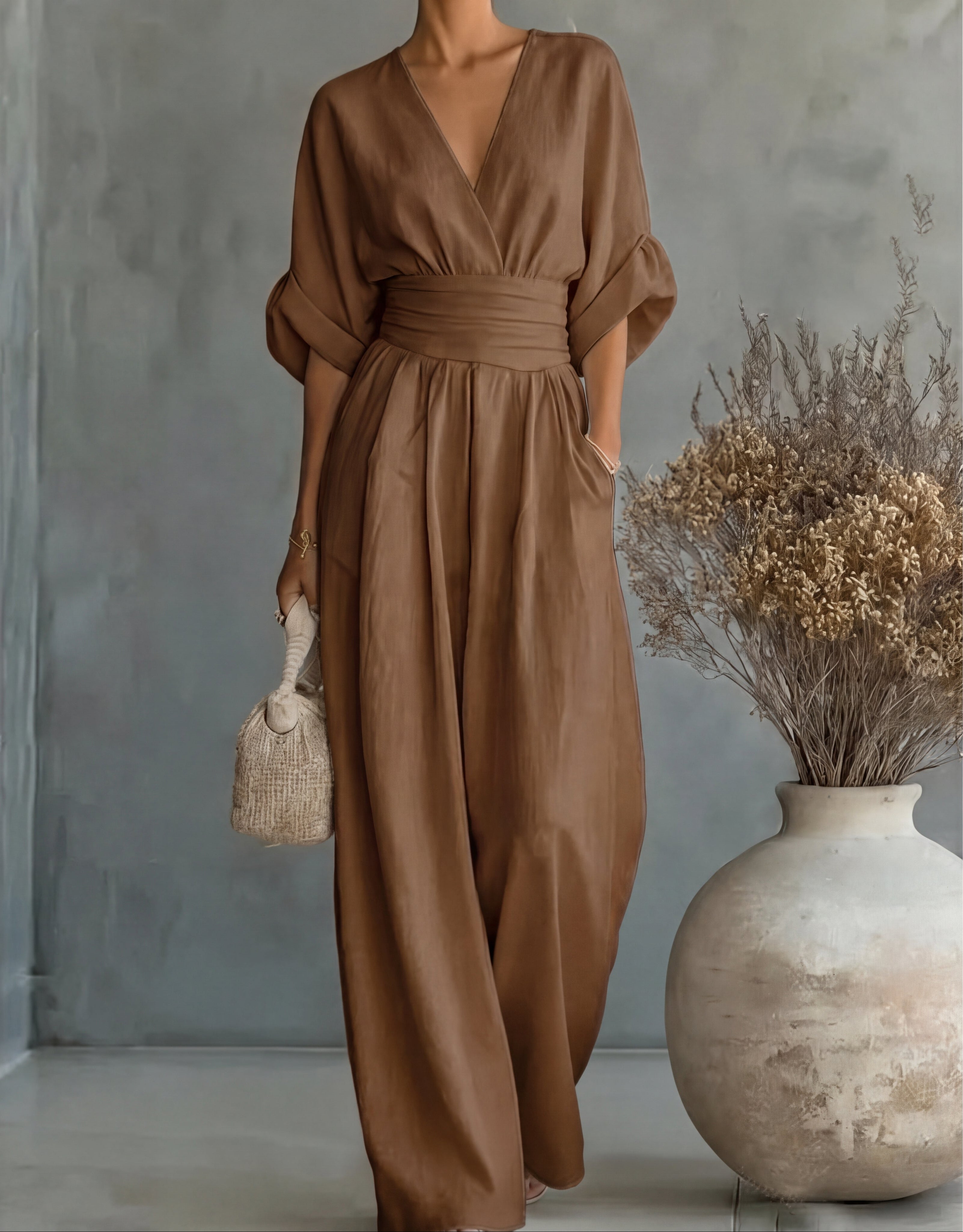 Giulia | Elegante Tuta con Scollo a V e Gambe Larghe