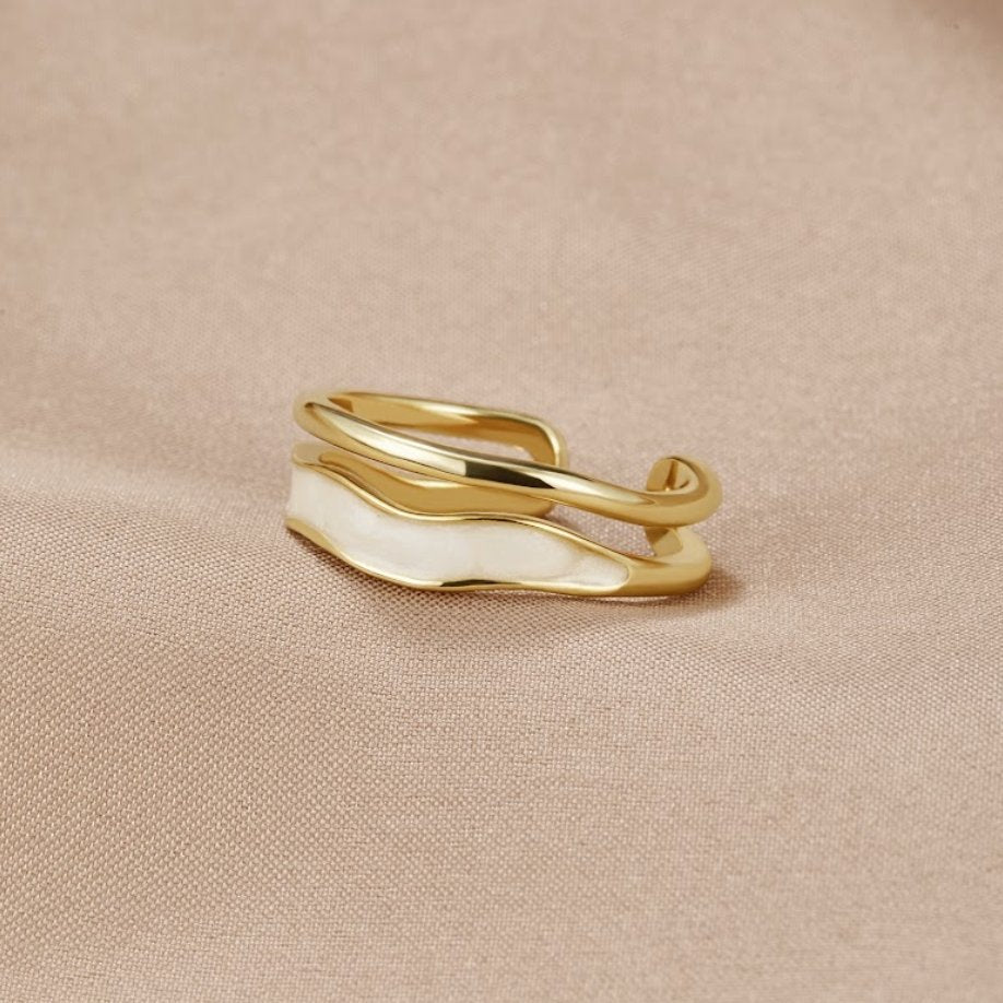 ETTA – CLASSIC HOOP EARRINGS